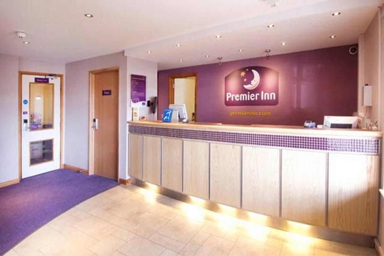 Premier Inn Poole Centre Exterior foto